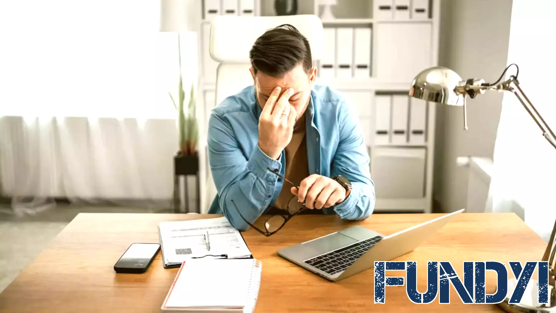 55% of Americans say their finances are getting worse — here's how to budget when your income changes every month
