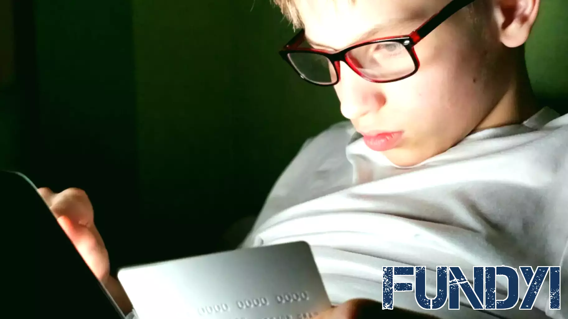 Empowering Teens with Personal Finance Education in a Digital Age