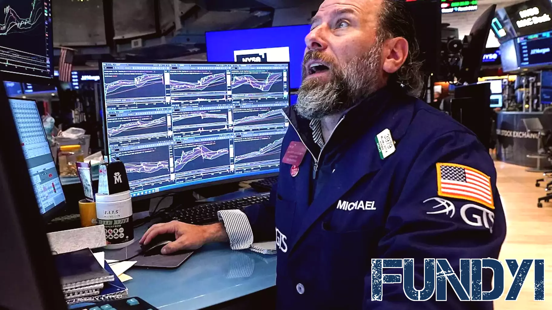 Stock Market Surge: Dow, S&P 500, and Nasdaq Rise Amid Optimism in AI and Banking Sector