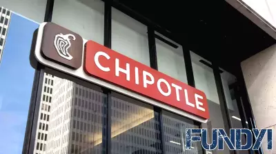Chipotle Shares Struggle in 2025, Analysts Predict Recovery Ahead