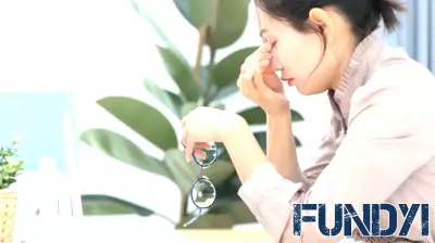 Navigating Financial Stress: Practical Strategies for a Healthier Wallet and Mind